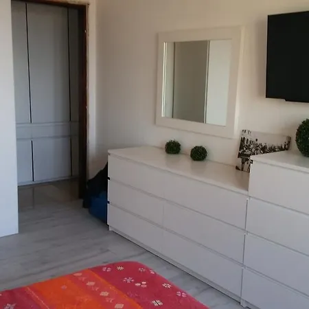 Primavera Apartment